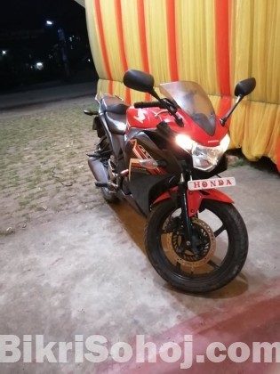 Honda CBR 150R